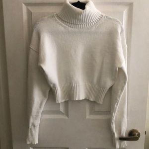 Club Monaco White Turtleneck NWOT Size Small